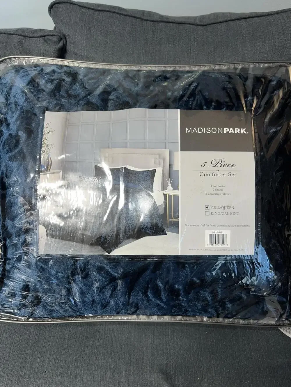 MADISON PARK Irene Velvet 5-Piece Full/Queen Comforter Set, NWT